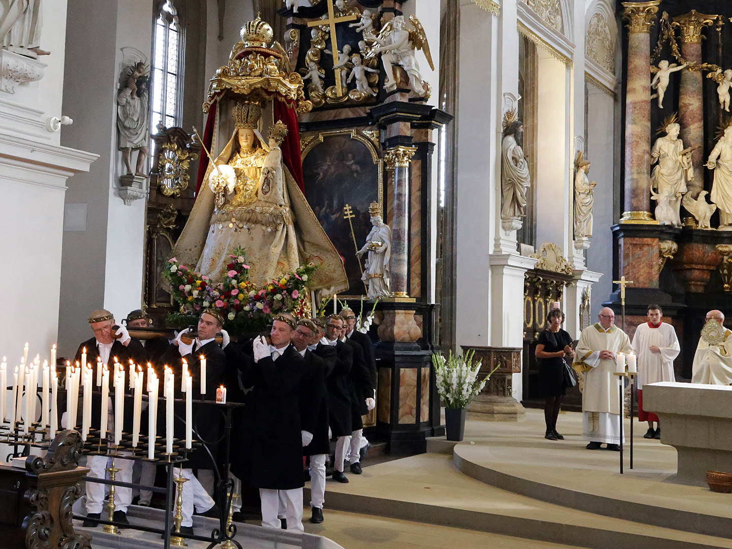 Festgottesdienst mit anschl. Prozession zum Muttergottesfest 2023.08.20