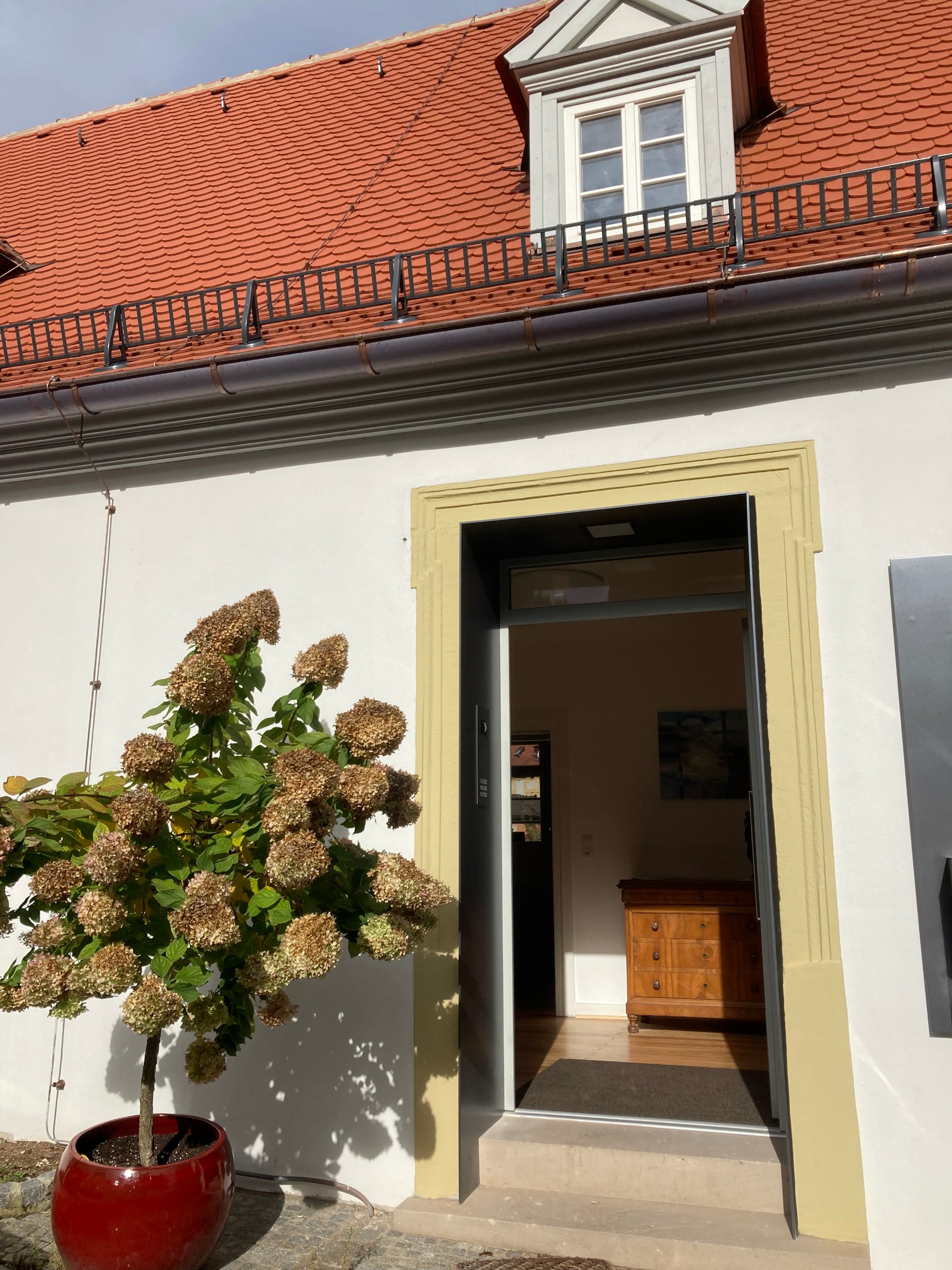 Eingangsbereich Verwaltungssitz Seelsorgebereich Bamberger Westen