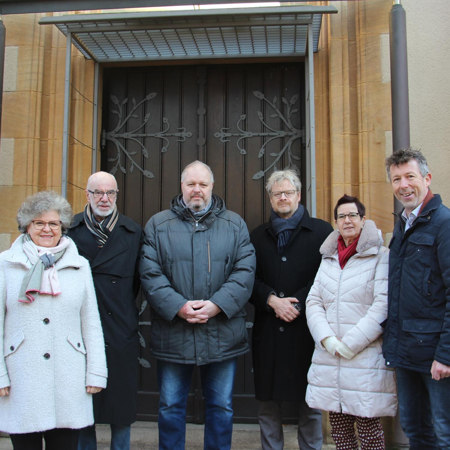 Die neu gewählte Kirchenverwaltung in St. Josef/Gaustadt besteht aus (v.l.) Barbara Göppner, Arno Mahr, Robert Haßfurther, Benno Pfuhlmann, Maria Ritter und Donald Jahn.