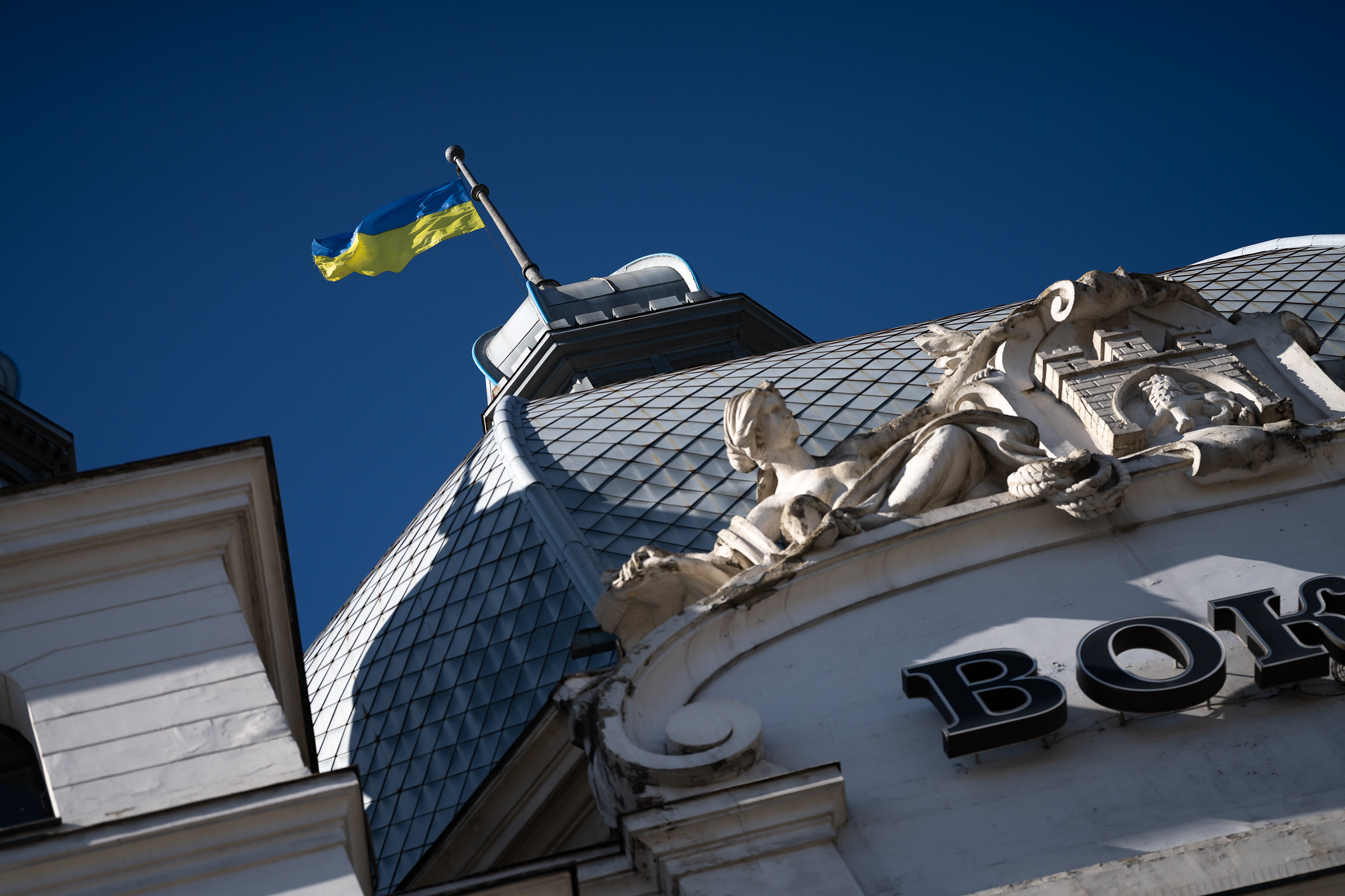 Ukraine Flagge Symbolbild Lviv